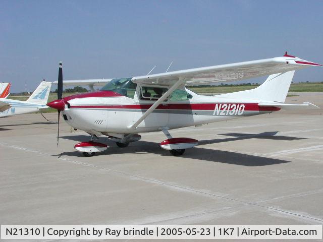 N21310, 1972 Cessna 182P Skylane C/N 18261552, Sweet