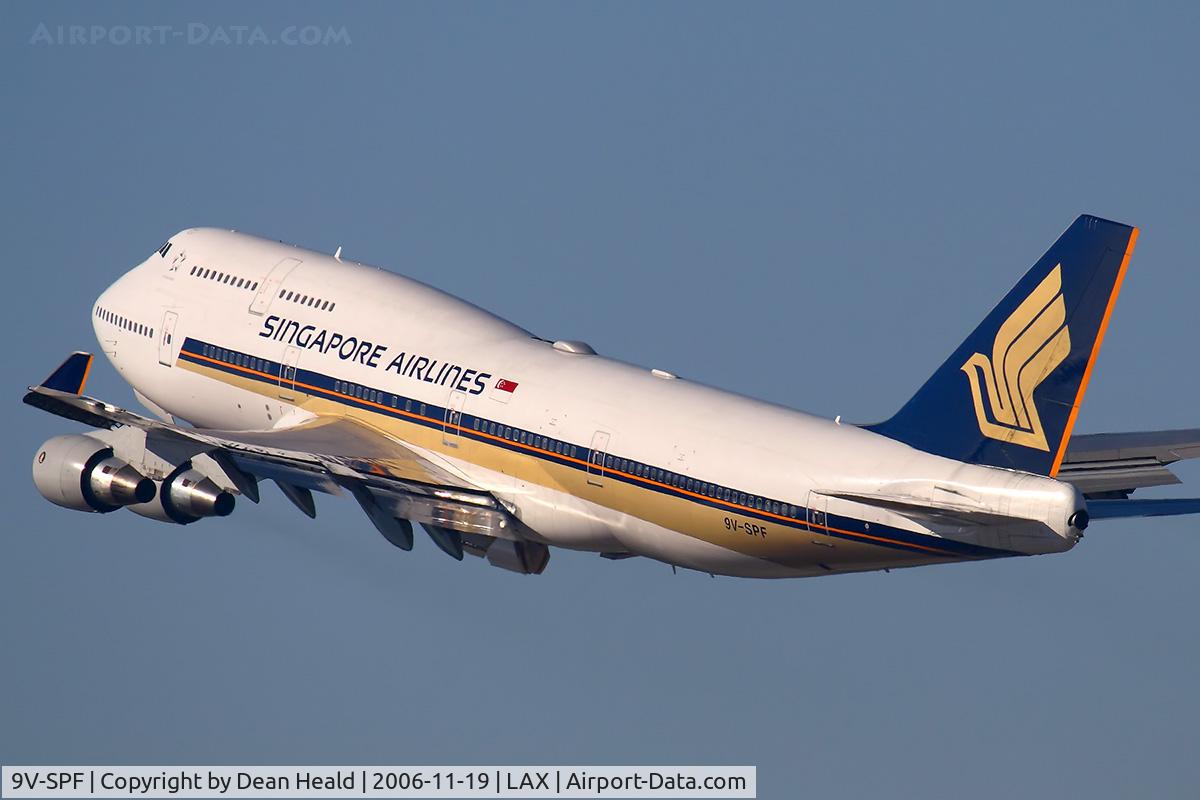 9V-SPF, 1995 Boeing 747-412 C/N 27071, Singapore Airlines 9V-SPF (FLT SIA11) climbing out from RWY 25R enroute to Narita Int'l (RJAA).