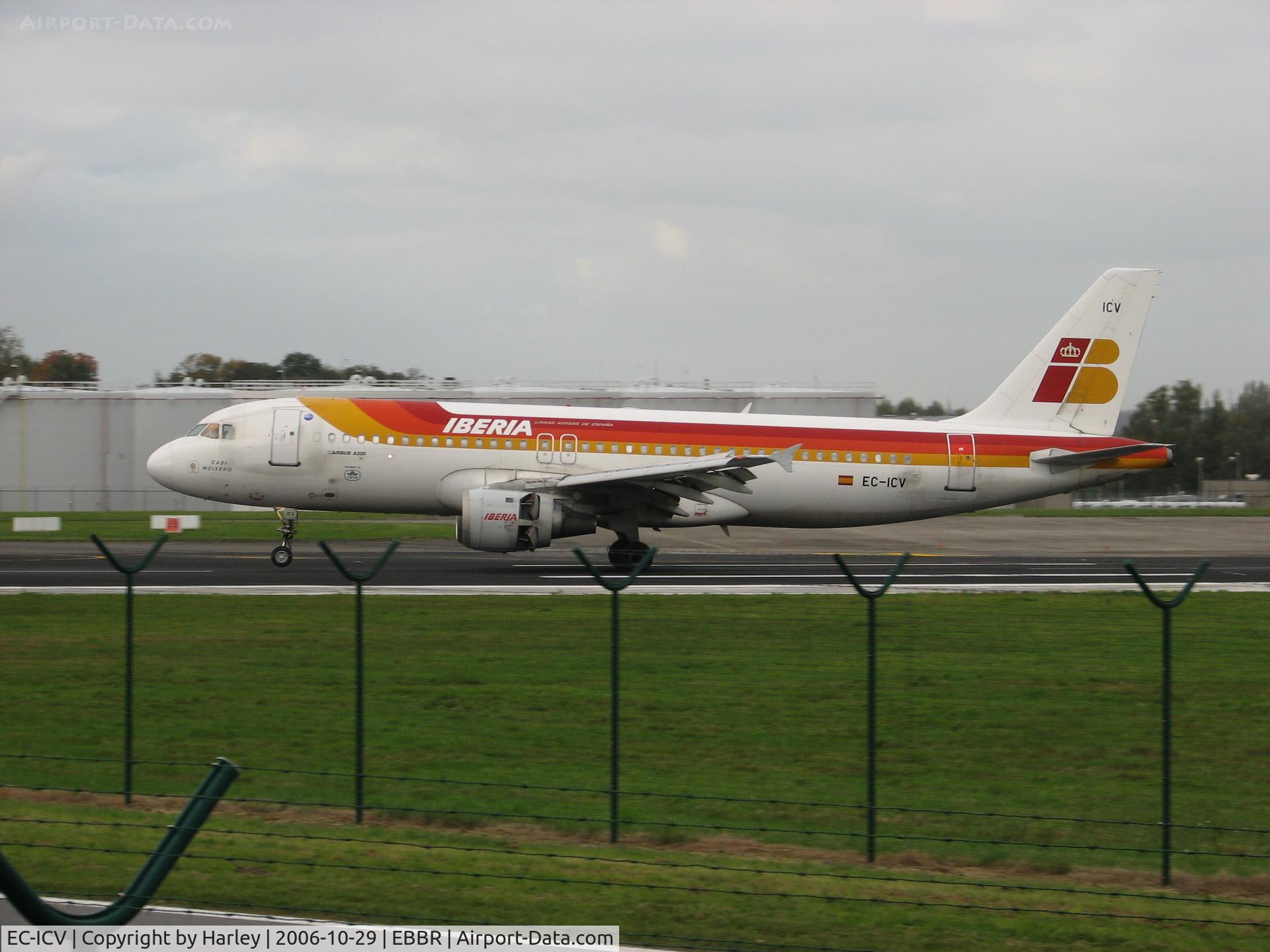 EC-ICV, 1992 Airbus A320-211 C/N 312, Landed in Brussels on RWY 25L
