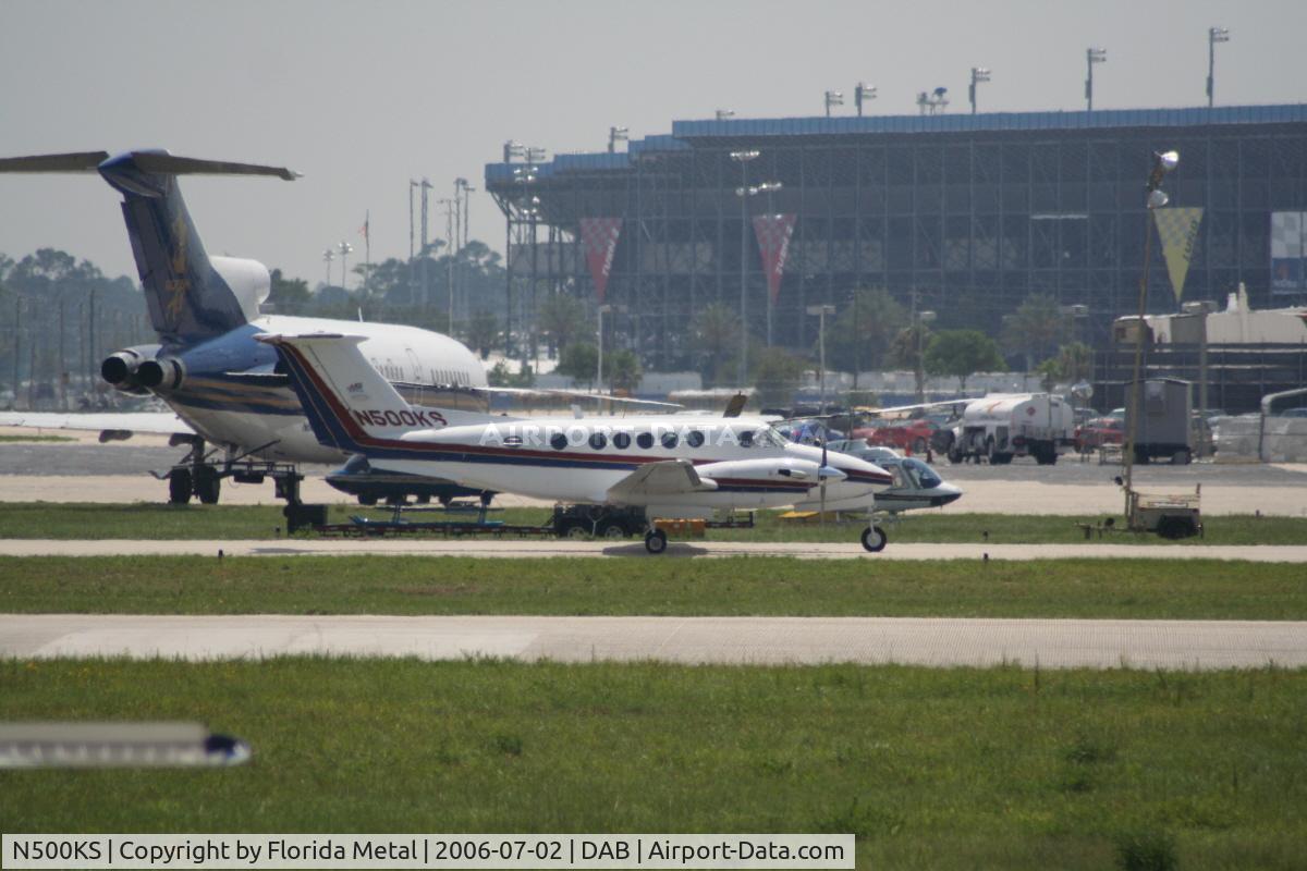 N500KS, 1975 Beech 200 Super King Air C/N BB-59, Ken Schrader Racing