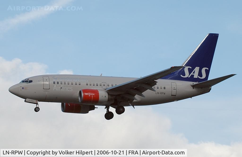 LN-RPW, 1999 Boeing 737-683 C/N 28289, SAS 737-683