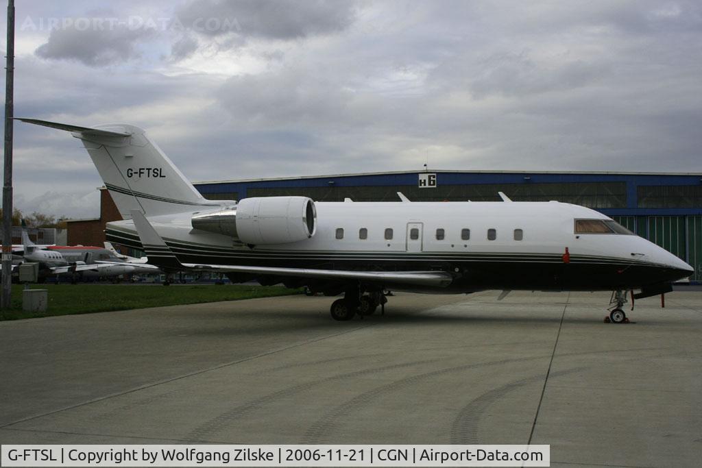 G-FTSL, 1999 Bombardier Challenger 604 (CL-600-2B16) C/N 5416, visitor