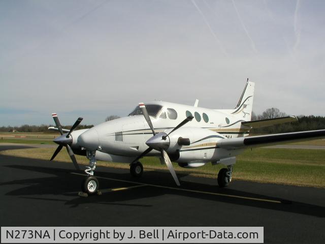 N273NA, 1978 Beech E90 King Air C/N LW-273, Exterior