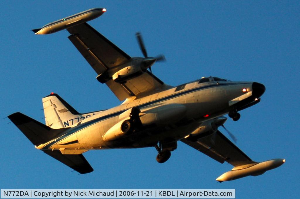 N772DA, 1980 Mitsubishi MU-2B-60 Marquise C/N 772 S.A., EPS106 from KPHL landing runway 33