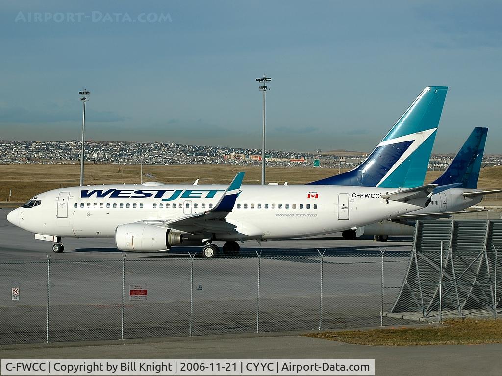 C-FWCC, 2003 Boeing 737-7CT C/N 32752, Heading out to 16