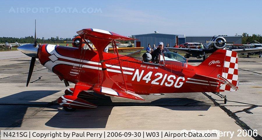 N421SG, 2003 Aviat Pitts S-2C Special C/N 6059, Literally sliding into a close parking spot, power on.  Pretty cool