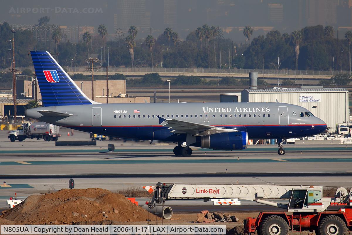 N805UA, 1998 Airbus A319-131 C/N 783, United Airlines N805UA (FLT UAL1151) from San Francisco, taxiing to Terminal 7 after arrival on the north complex.