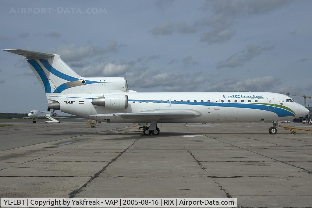 YL-LBT, Yakovlev Yak-42D C/N 4520424404018, Latcharter Yakovlev 42