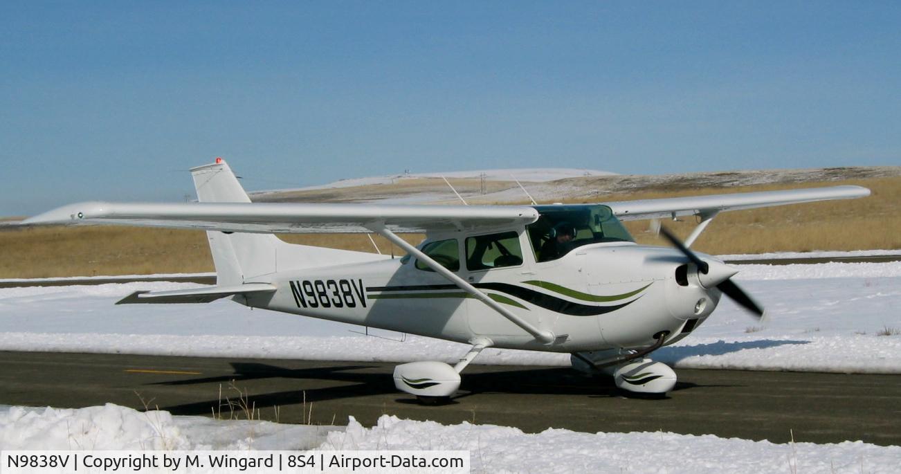 N9838V, 1974 Cessna 172M C/N 17264524, It has a new interior, too.