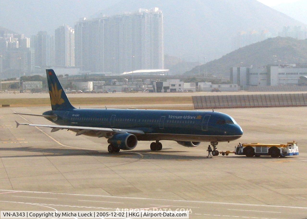 VN-A343, 1999 Airbus A321-211 C/N 956, Push-back