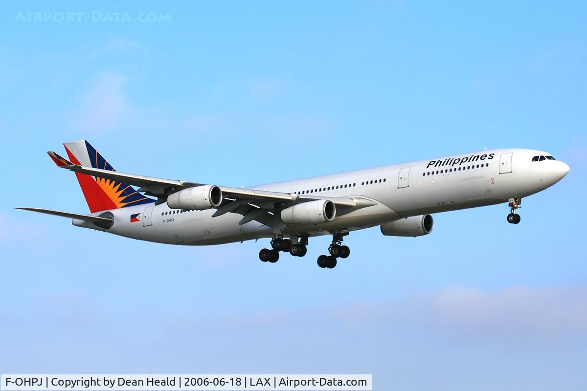 F-OHPJ, 1997 Airbus A340-313X C/N 173, Phillipines F-OHPJ on short-final to RWY 24R.