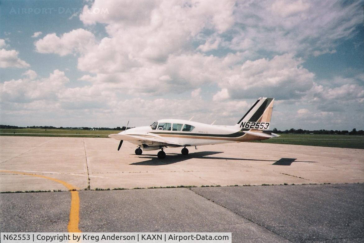 N62553, 1975 Piper PA-23-250 C/N 27-7654034, Benson Technical Works Piper Aztec here to fix the ILS system