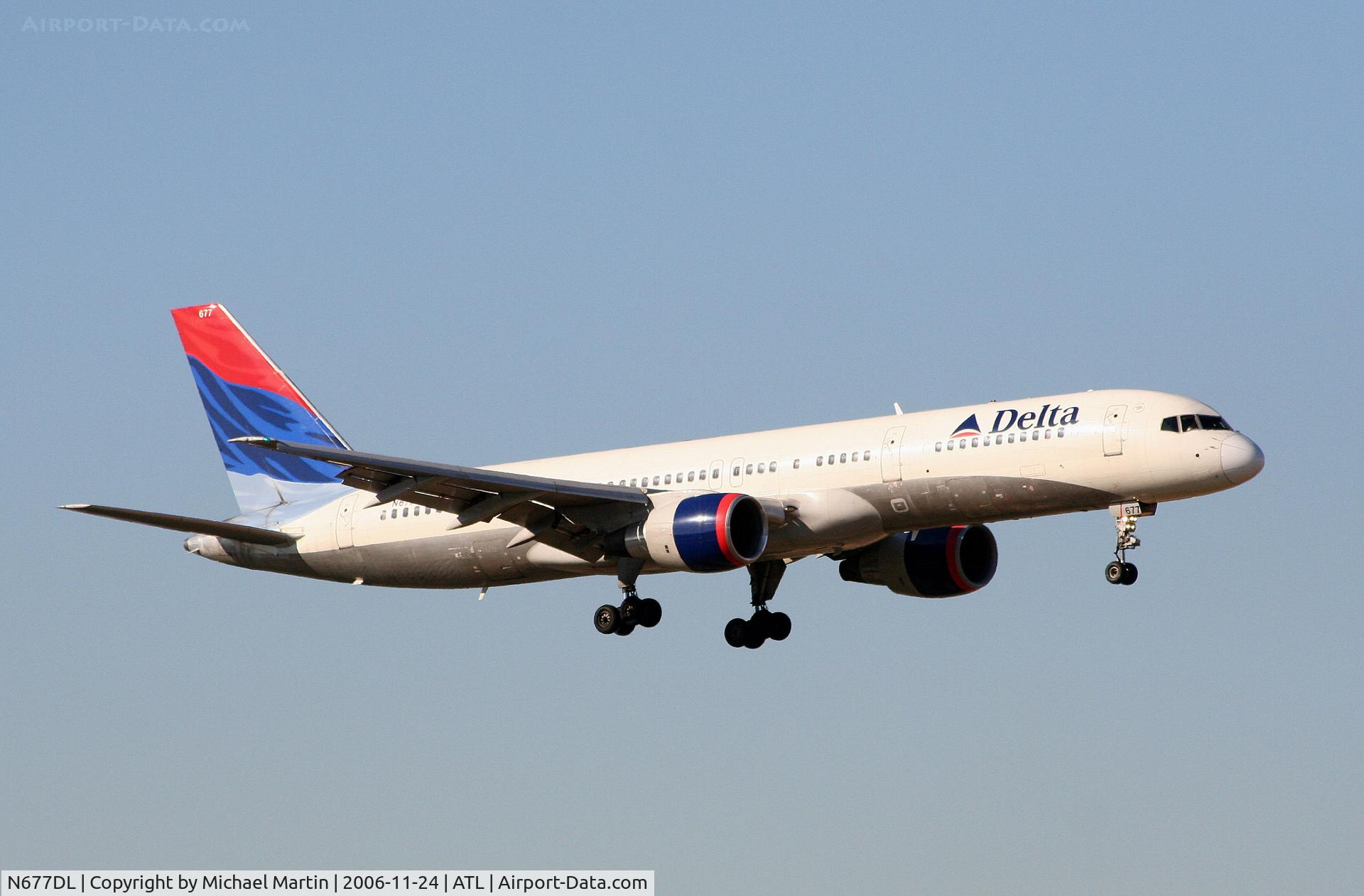 N677DL, 1992 Boeing 757-232 C/N 25982, On final for Runway 9R