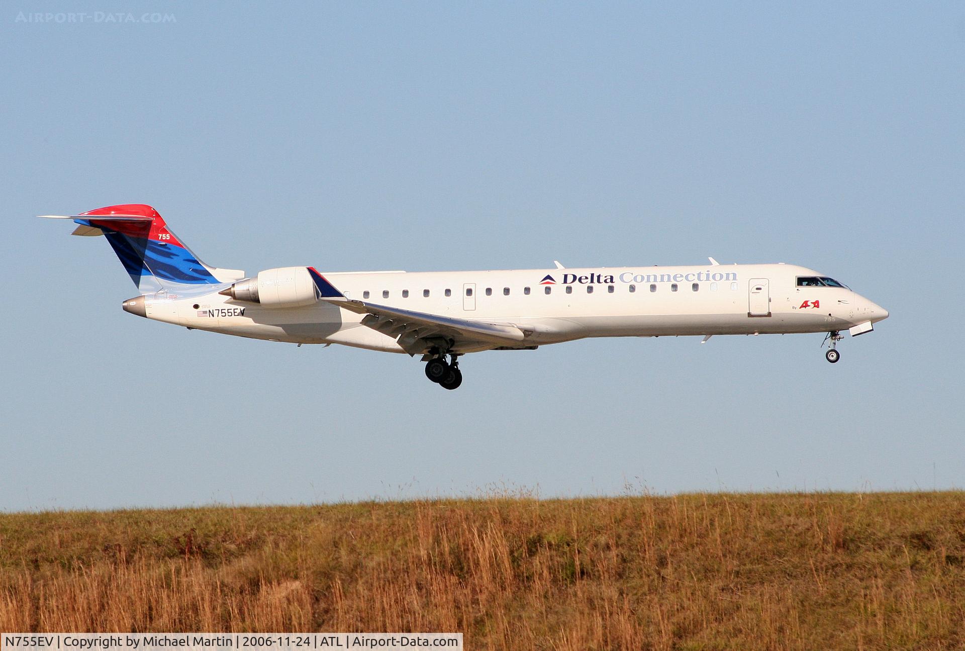 N755EV, Bombardier CRJ-701 (CL-600-2C10) Regional Jet C/N 10185, Over the numbers of 9R