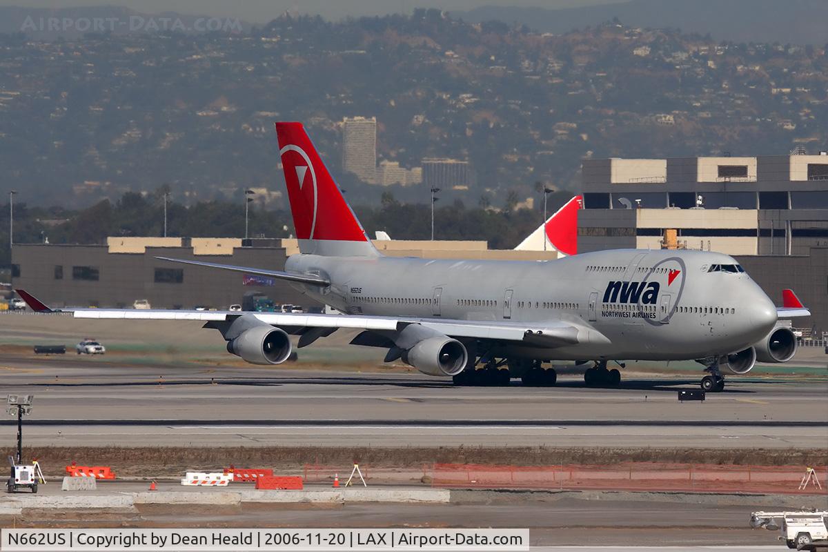 N662US, 1988 Boeing 747-451 C/N 23720, Northwest Airlines N662US (FLT NWA1), destined for Narita Int'l (RJAA), taxiing through the alley on her way to RWY 25R.