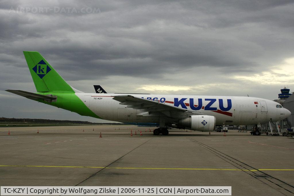 TC-KZY, Airbus A300B4-2C C/N 044, visitor