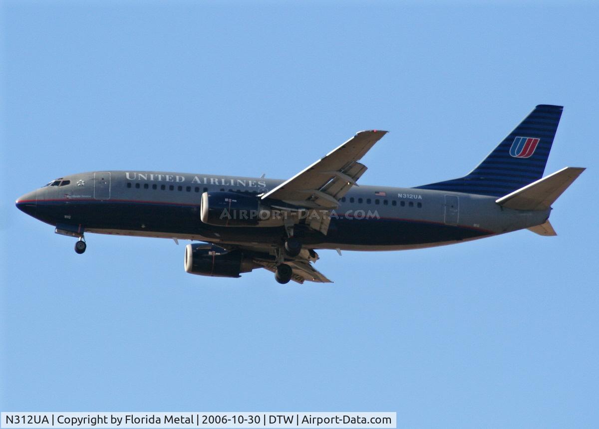 N312UA, 1987 Boeing 737-322 C/N 23673, United 737-300