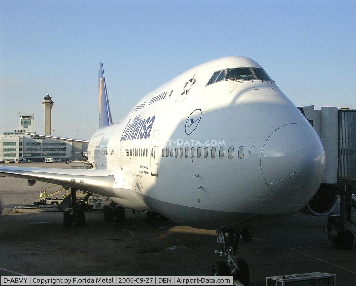 D-ABVY, 2000 Boeing 747-430 C/N 29869, LH 747-400