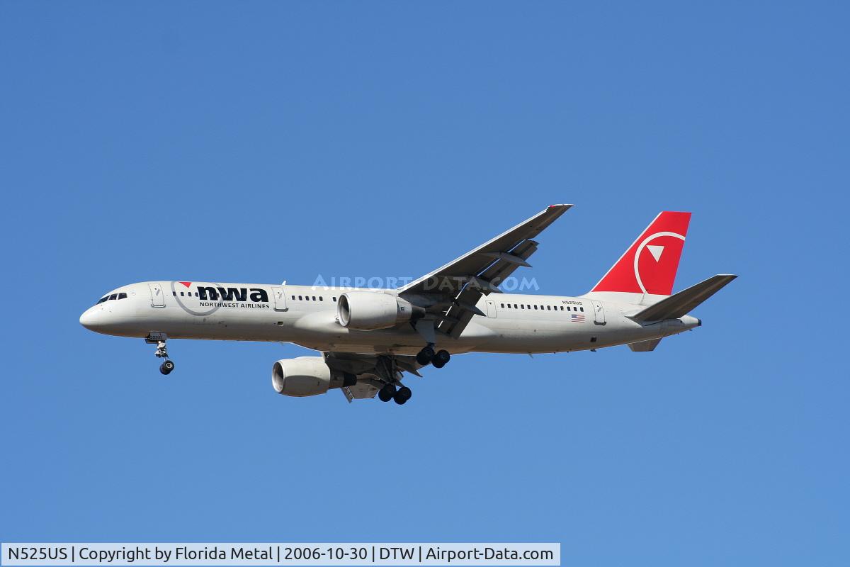 N525US, 1987 Boeing 757-251 C/N 23619, NW 752