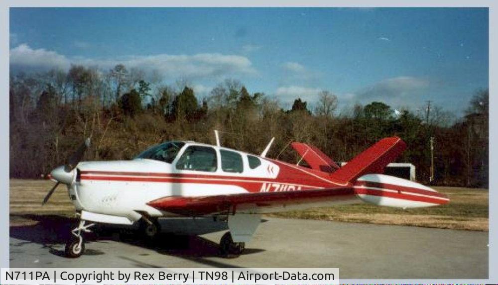 N711PA, 1957 Beech H35 Bonanza C/N D-5206, BE 35H