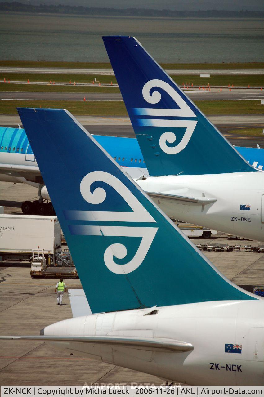 ZK-NCK, 1997 Boeing 767-319/ER C/N 26971, The beautiful Koru on Air New Zealand's tails
