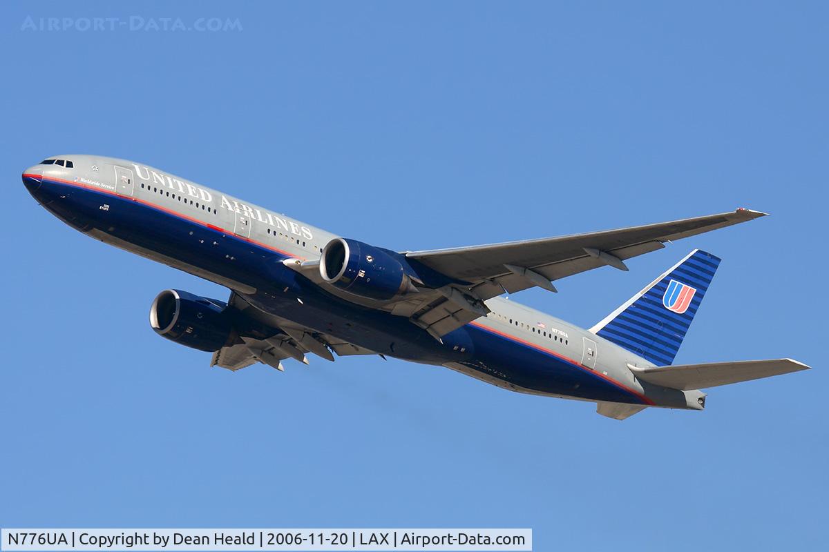 N776UA, 1996 Boeing 777-222 C/N 26937, United Airlines N776UA (FLT UAL976) climbing out from RWY 25R enroute to Denver Int'l (KDEN).