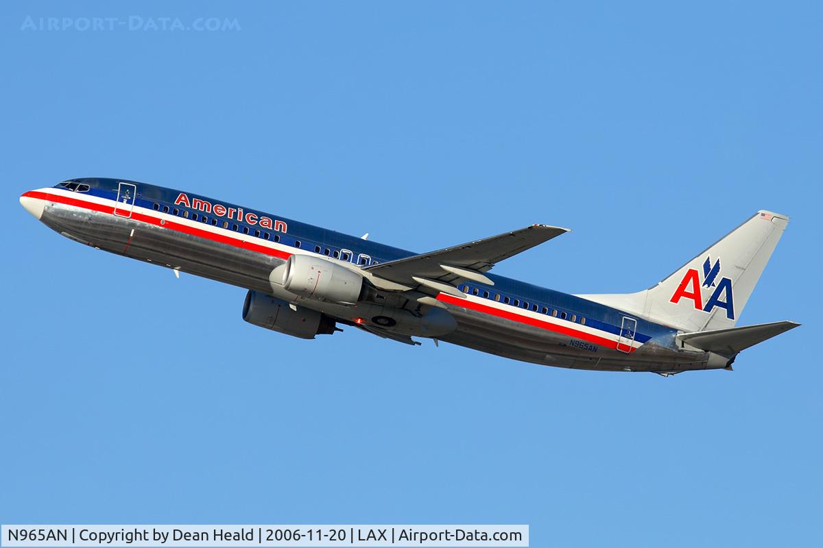 N965AN, 2001 Boeing 737-823 C/N 29544, American Airlines N965AN (FLT AAL2452) climbing out from RWY 25R enroute to Dallas Fort Worth Int'l (KDFW).