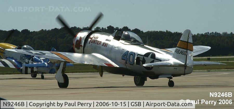 N9246B, 1944 Republic P-47D Thunderbolt C/N 339-55605, Hun Hunter 16 taxis out for the warbird passes