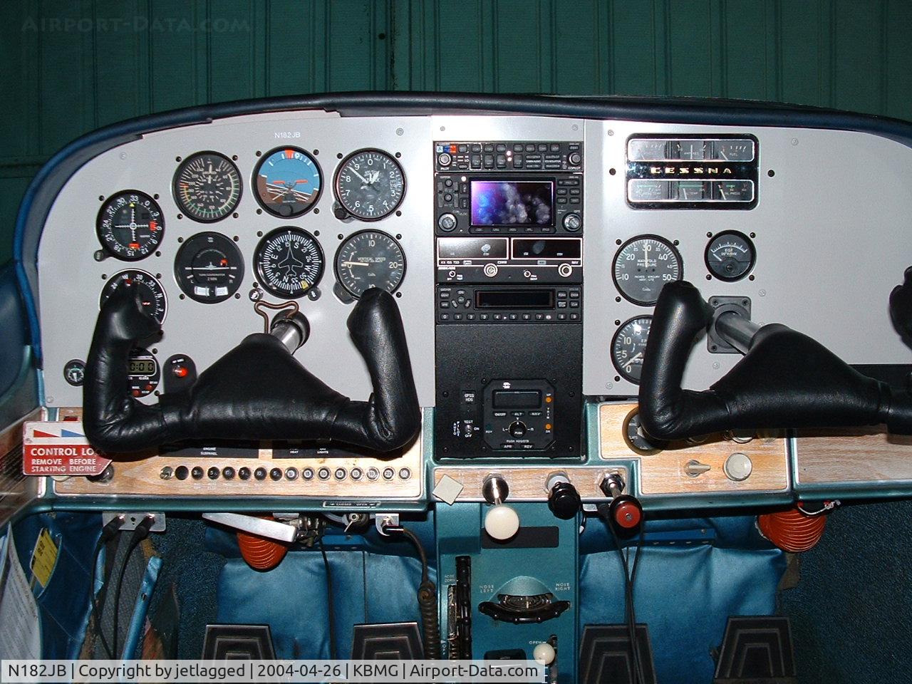 N182JB, 1966 Cessna 182K Skylane C/N 18257823, 182JB new garmin panel