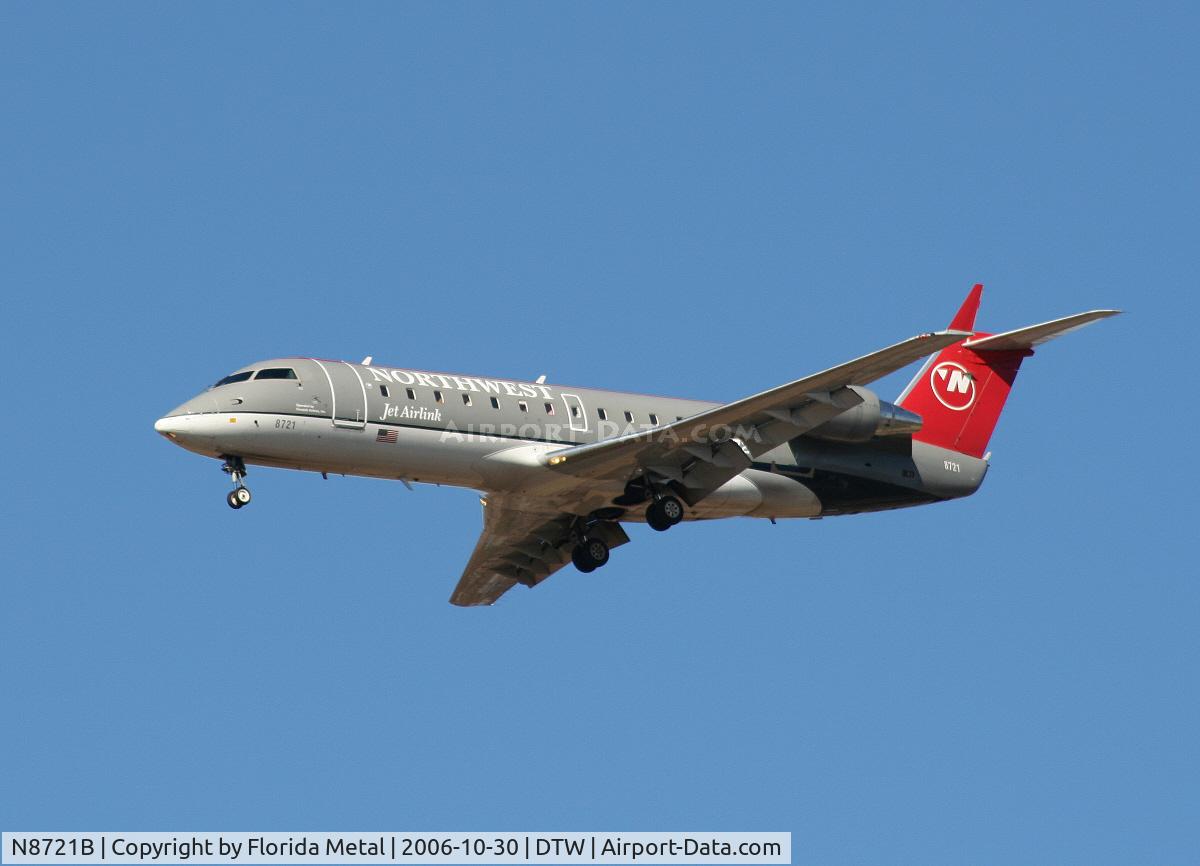 N8721B, 2002 Canadair CRJ-440 (CL-600-2B19) Regional Jet C/N 7721, CRJ