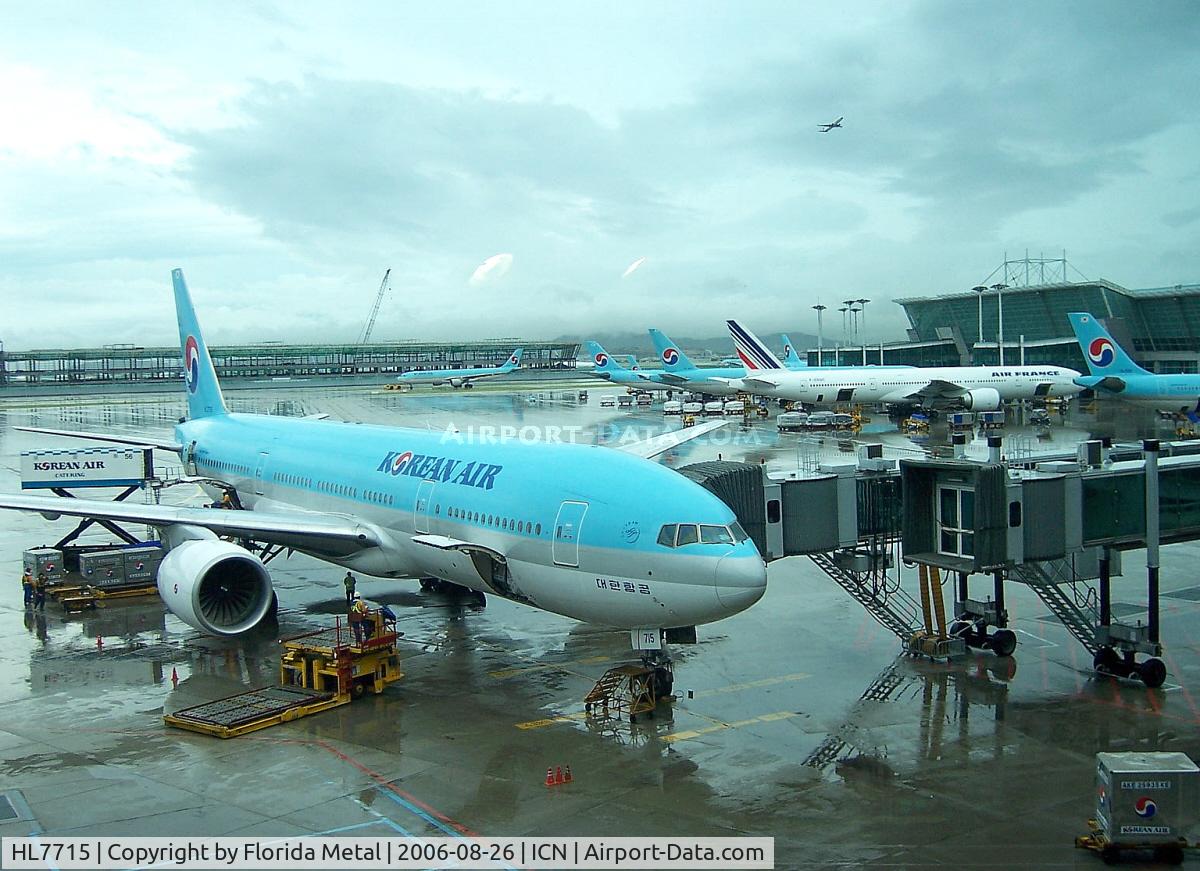 HL7715, 2002 Boeing 777-2B5/ER C/N 28372, 777