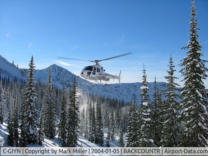 C-GIYN, 1984 Aérospatiale AS-350BA Ecureuil C/N 1776, C-GIYN coming in to Ymir Yurts near Nelson, BC