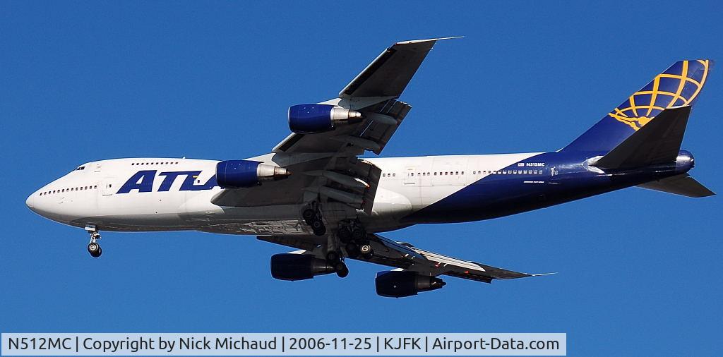 N512MC, 1976 Boeing 747-230B C/N 21220, Landing 31R