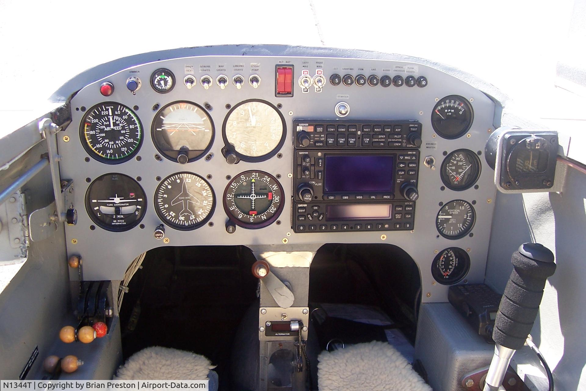 N1344T, 1982 Rutan Long-EZ C/N R-12007, Updated panel on N1344T Long EZ