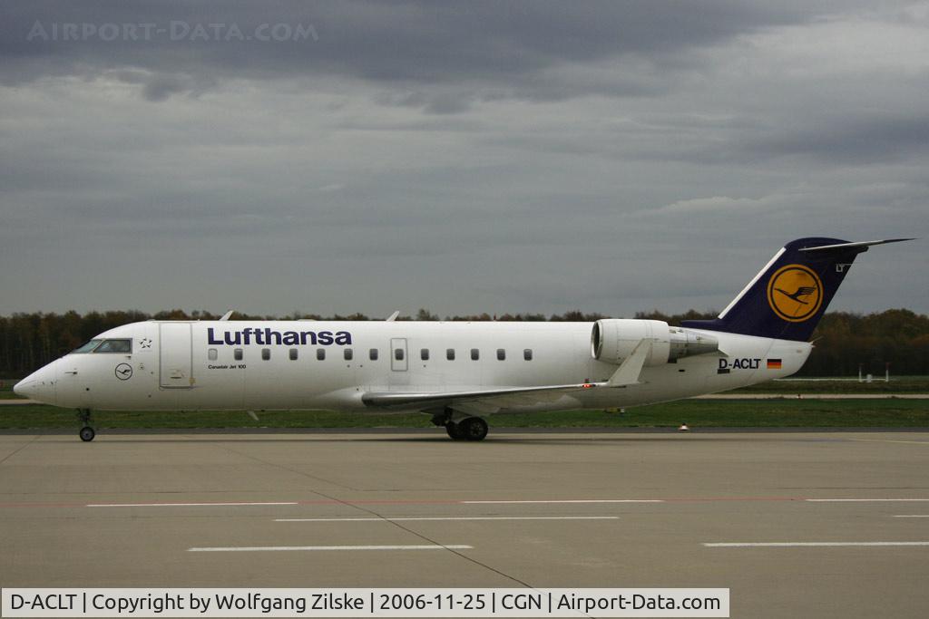 D-ACLT, 1995 Canadair CRJ-100LR (CL-600-2B19) C/N 7093, visitor
