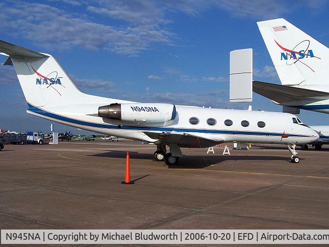 N945NA, 1972 Grumman G-1159 Gulfstream II C/N 118, At Wings Over Houston