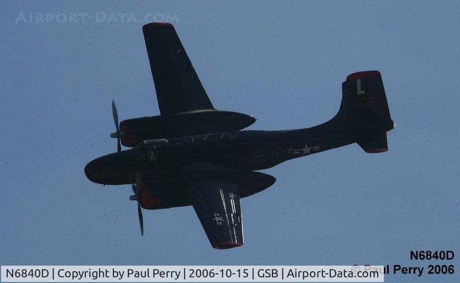 N6840D, 1945 Douglas A-26C Invader C/N 29190, Nice clean pass by the Spirit of North Carolina
