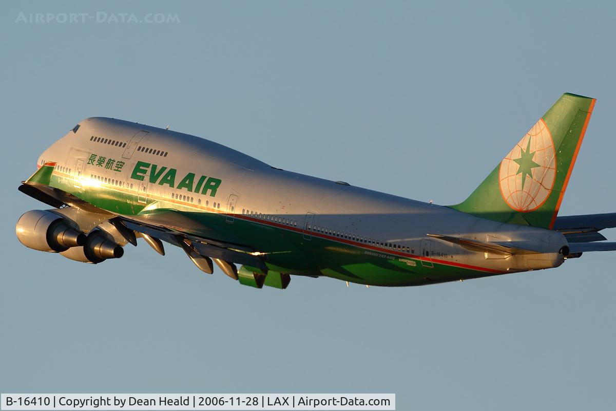 B-16410, 1997 Boeing 747-45E C/N 29061, EVA Air B-16410 (FLT EVA11) climbing out from RWY 25R enroute to Chiang Kai Shek Int'l (RCTP). [Canon 30D, Canon 500mm f/4L IS]