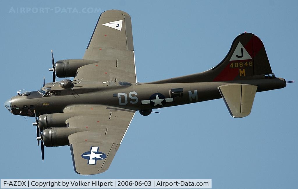 F-AZDX, 1944 Boeing B-17G Flying Fortress C/N 8246, Boeing B-17G Flying Fortress Pink Lady