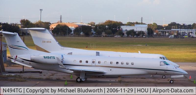 N494TG, 2004 Embraer EMB-135BJ Legacy C/N 145678, On the ramp.