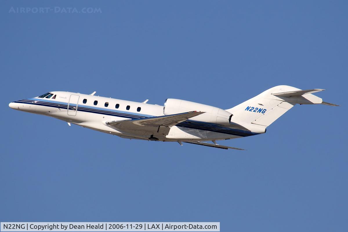 N22NG, 2002 Cessna 750 Citation X C/N 750-0204, Northrop Grumman Cessna Citation X (N22NG) climbing out from RWY 25R.