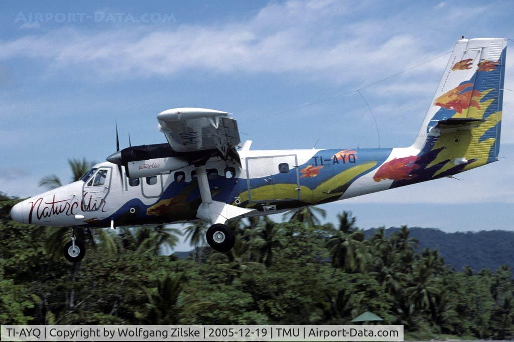 TI-AYQ, 1974 De Havilland Canada DHC-6-300 Twin Otter C/N 422, visitor