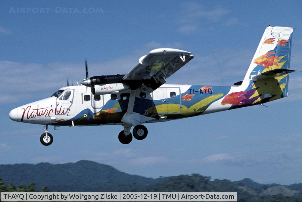 TI-AYQ, 1974 De Havilland Canada DHC-6-300 Twin Otter C/N 422, visitor