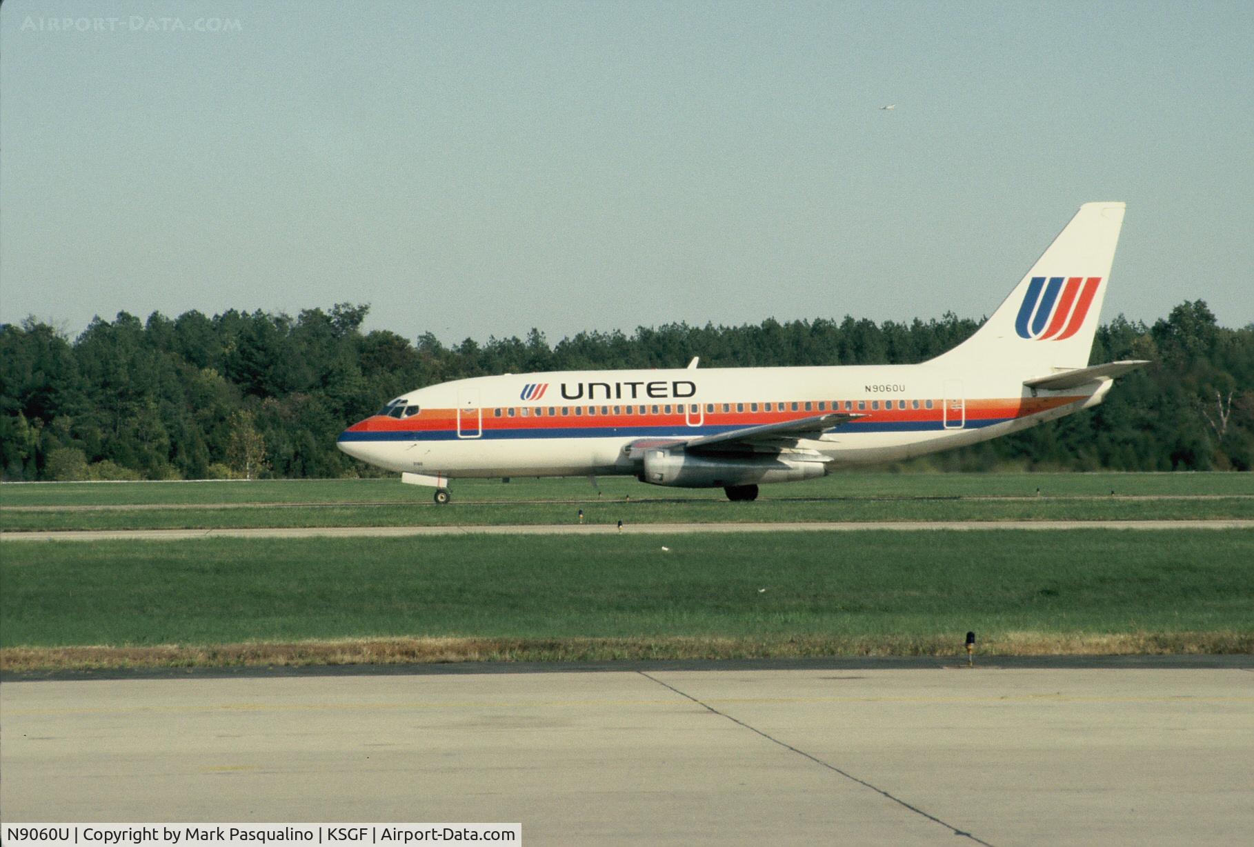N9060U, 1969 Boeing 737-222 C/N 19941, Boeing 737-200