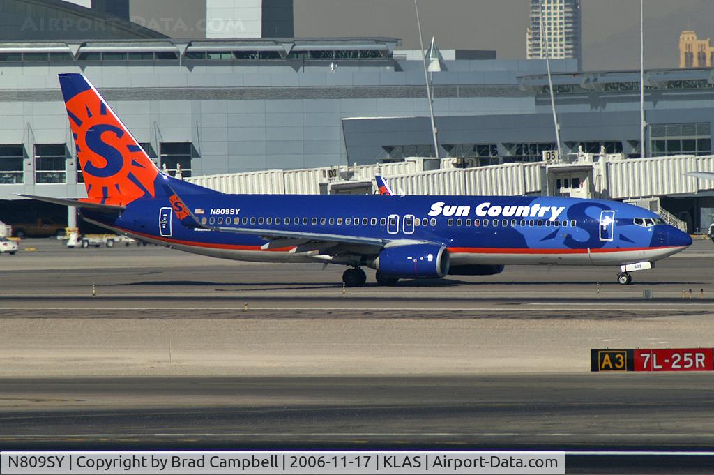N809SY, 2005 Boeing 737-8Q8 C/N 30683, Sun Country / 2005 Boeing 737-8Q8