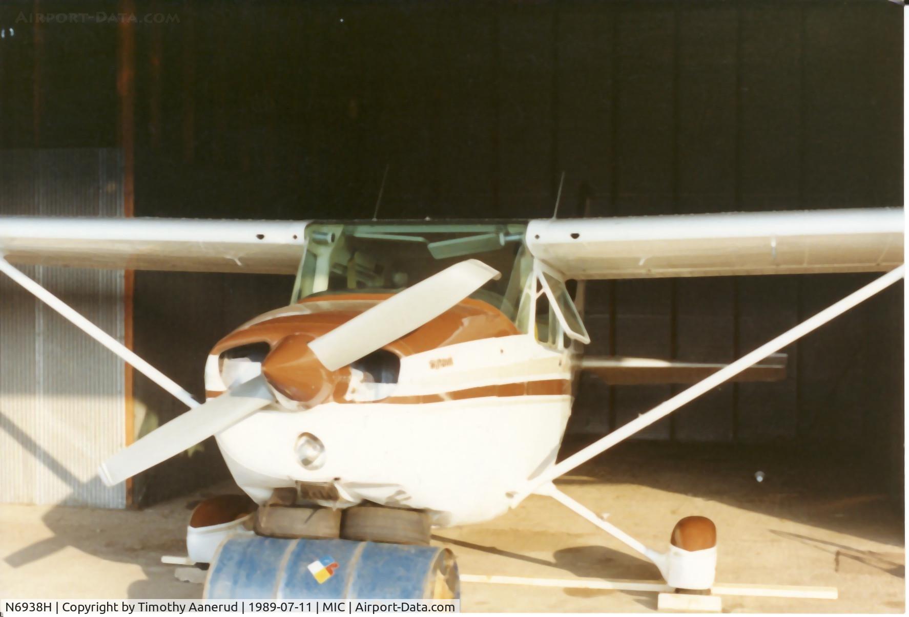 N6938H, Cessna 172M C/N 17265654, After an accident that removed nose wheel.  Formerly owned by Yankee Flying Club. The insurance company sold it to Wentworth Aircraft. A wing was removed and sent to the Virgin Islands before the flying club got it's check.