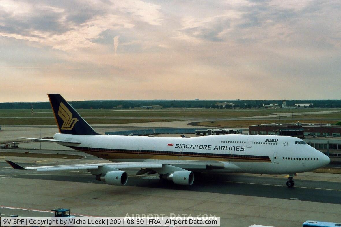 9V-SPF, 1995 Boeing 747-412 C/N 27071, Taxiing to the runway