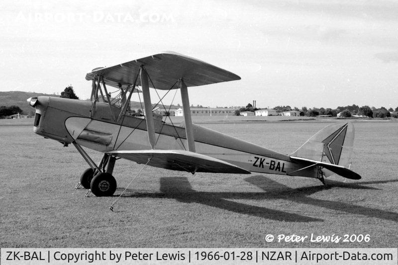 ZK-BAL, De Havilland DH-82A Tiger Moth II C/N 82793, DH82A ZK-BAL