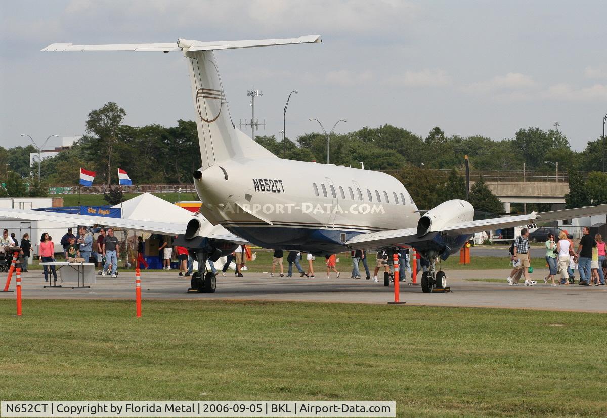 N652CT, 1990 Embraer EMB-120ER Brasilia C/N 120199, Charter carrier E-120