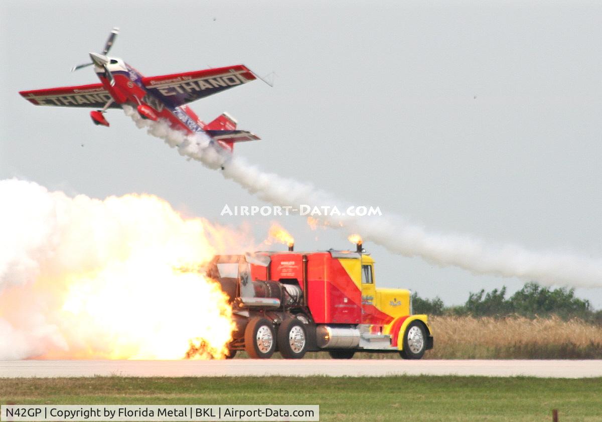N42GP, 1996 Zivko Edge 540 C/N 0015, Teasing Shockwave